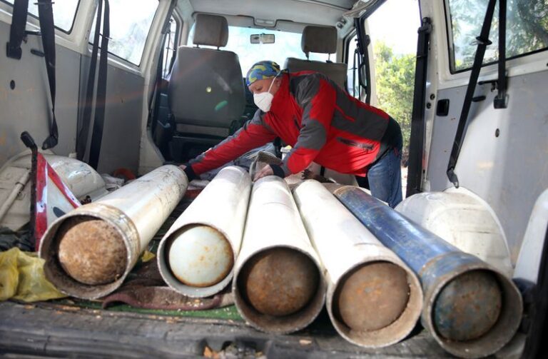 Bosnia’s ‘Oxygen Man’ brings cheer, and supplies, to COVID-19 patients