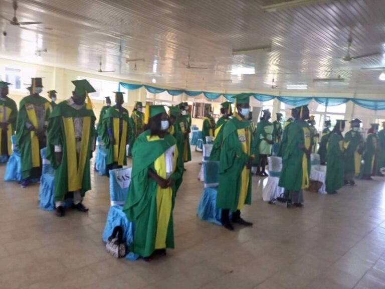 324 students graduate from BTU with BTech degrees, HND