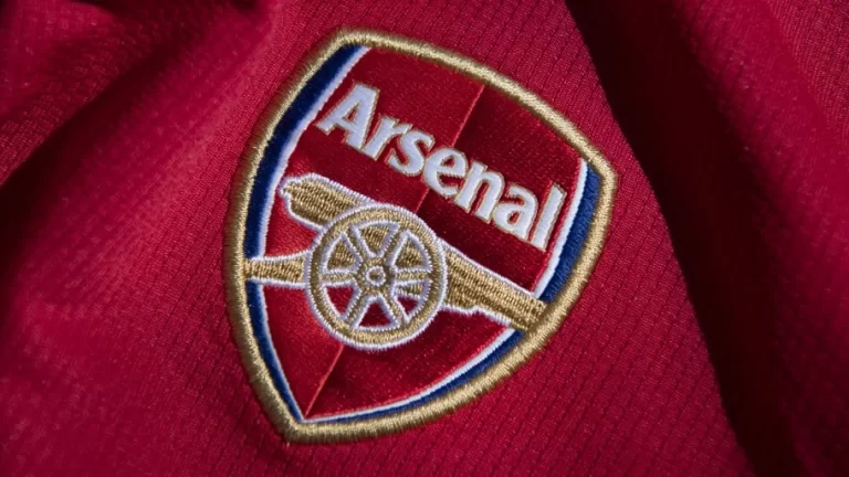 Several Arsenal staff members test positive for coronavirus